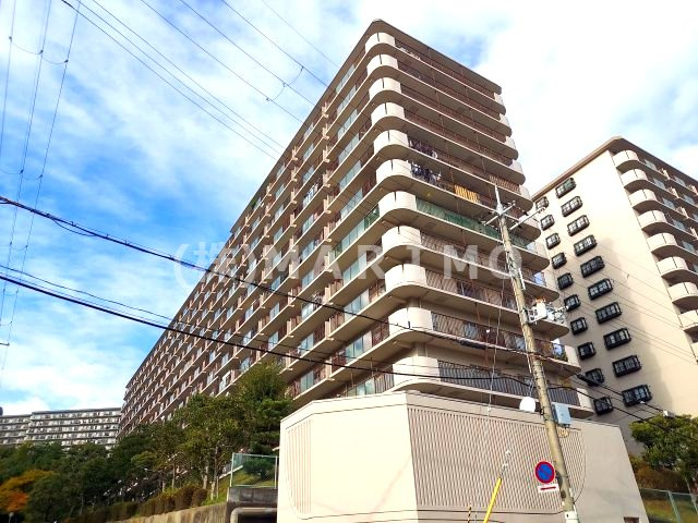 ジャルダン宝塚中山台弐番館A棟