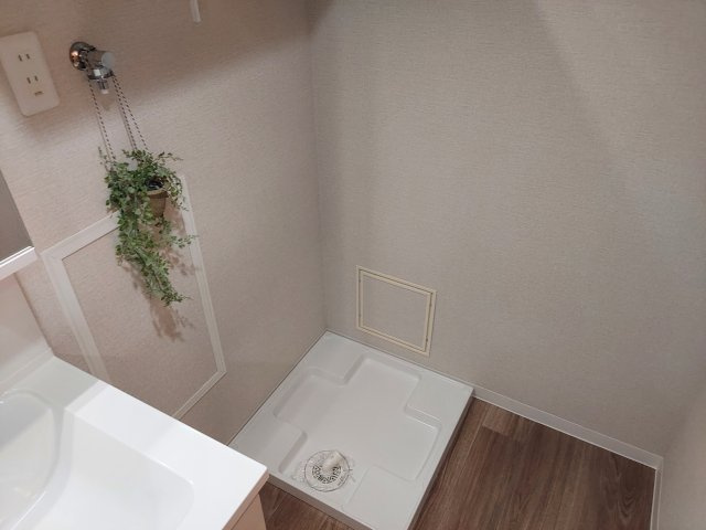 ジャルダン宝塚中山台弐番館A棟の洗面所|洗濯機置場