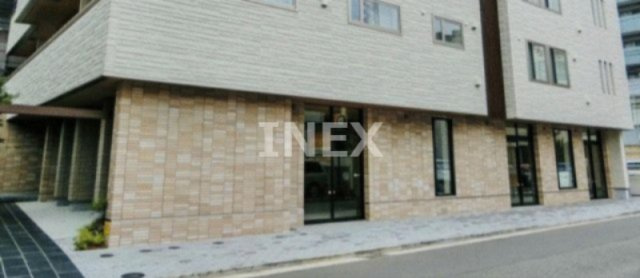 横浜市鶴見区豊岡町の賃貸マンションのエントランス