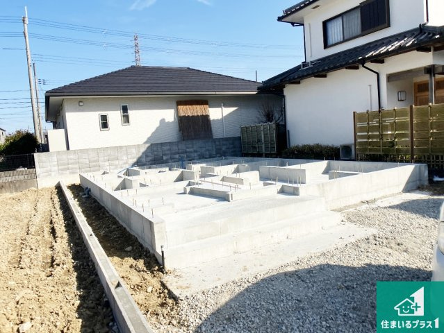 加東市上滝野　新築一戸建ての外観|現在建築中！落ち着いた街並みで新生活を始めることが出来そう！周辺の物件も併せてご紹介させて頂きます！