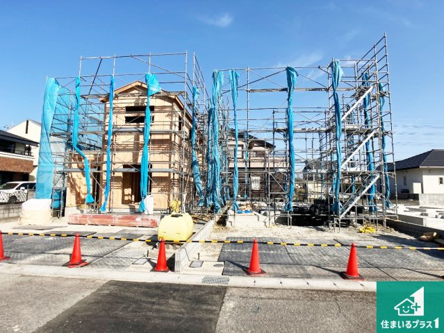 加東市上滝野　新築一戸建ての外観|現在建築中！落ち着いた街並みで新生活を始めることが出来そう！周辺の物件も併せてご紹介させて頂きます！