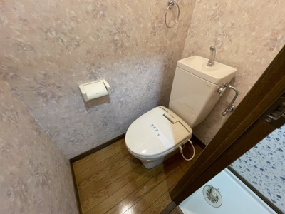 【トイレ】 | メゾン根津タナカ