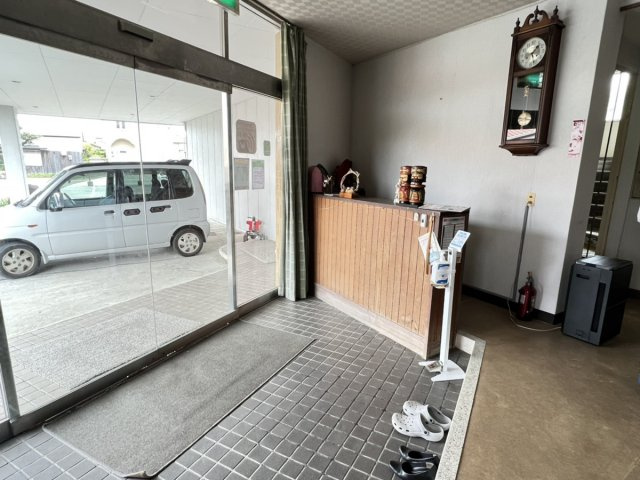 朝日旅館の玄関