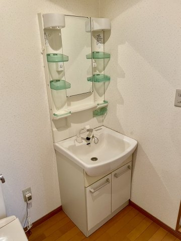 メゾンさつきの独立洗面台