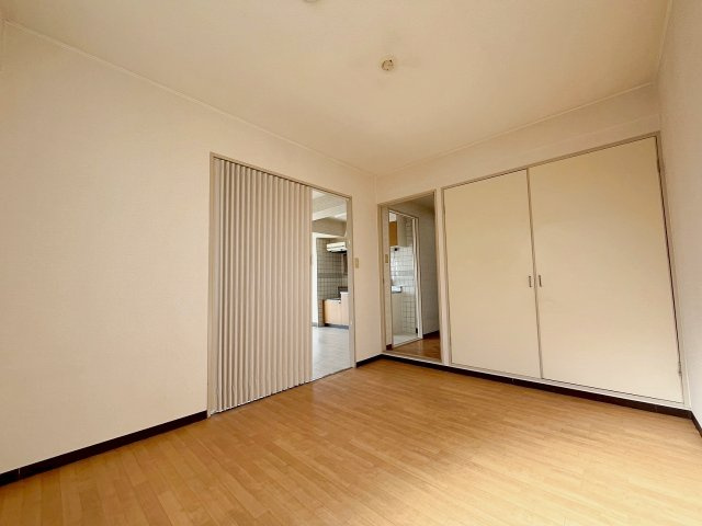 メゾンド中山の居間・リビング|おしゃれな居間です