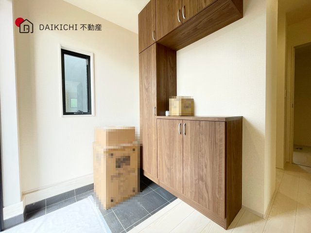 【玄関】 | 加須市多門寺　Livele Garden.S　新築戸建　全6棟　6号棟