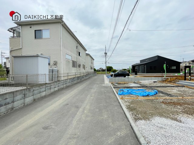 【前面道路含む現地写真】 | 加須市多門寺　Livele Garden.S　新築戸建　全6棟　6号棟