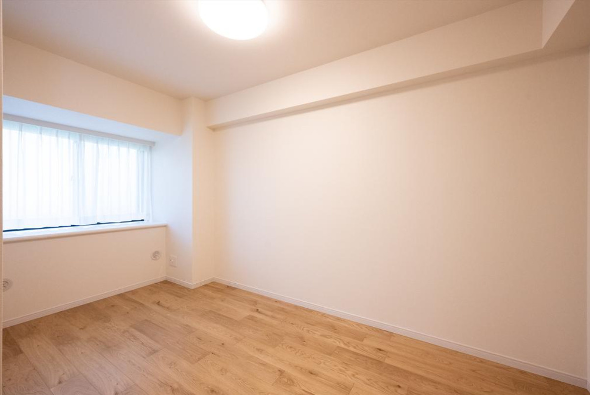 コスモ鶴見岸谷公園の洋室