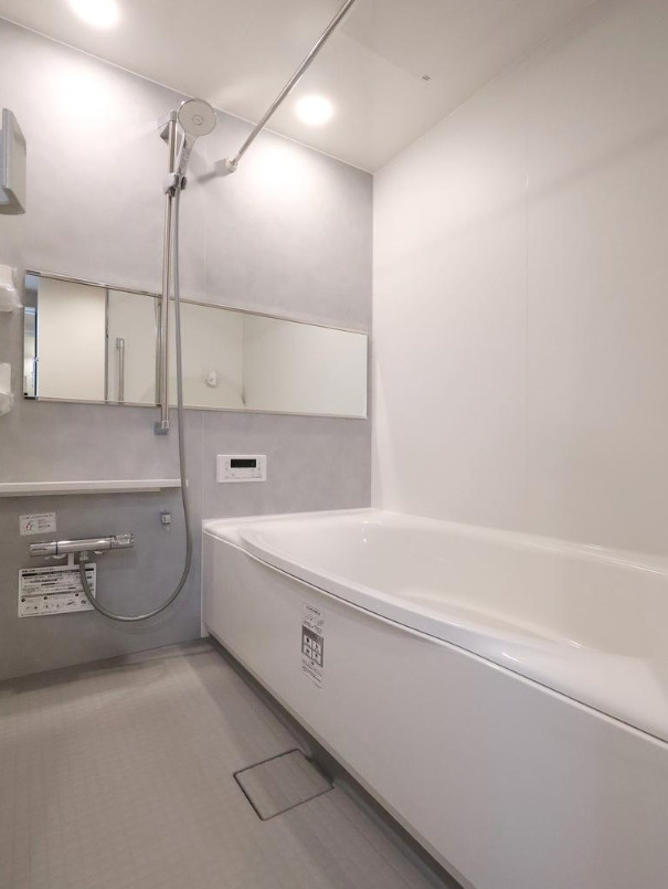 コスモ鶴見岸谷公園の浴室