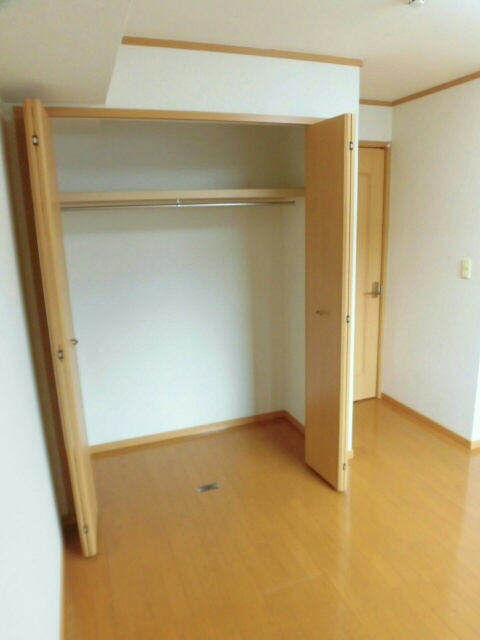 ウエスト 多米の収納