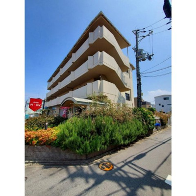 【外観】 | サンロイヤル | 外はこのようになっています