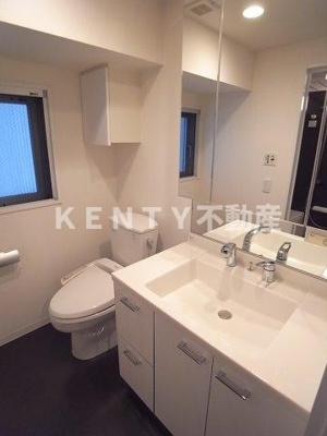 【トイレ】 | レジデンス大森 | 落ち着いた色調のトイレです