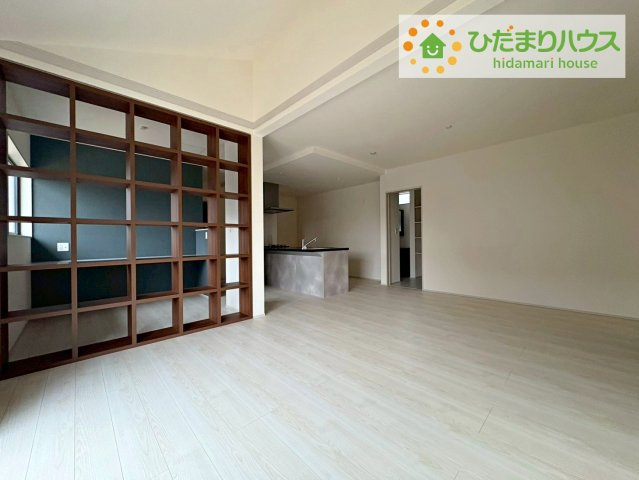 常陸大宮市中富町第3　新築戸建　2号棟の居間・リビング|お子様が元気に遊べる広々としたリビングです。