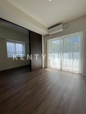 【居間・リビング】 | クレストコート大岡山 | ゆったり過ごせるリビングです