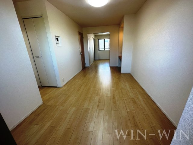 ガーデン クラールの居間・リビング|イメージ（同建物内別部屋の写真です）