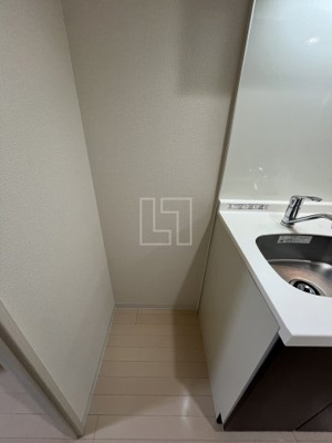 【バルコニー】 | エステムプラザ大手前エヴァース | エステムプラザ大手前エヴァース　冷蔵庫置き場