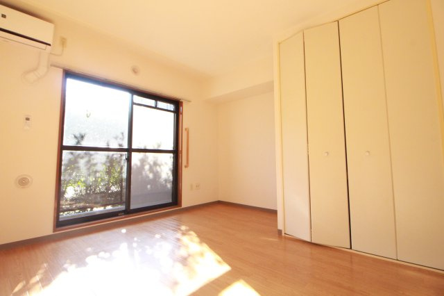 アルカンシエルの居間・リビング|同間取りの別号室のお写真です。