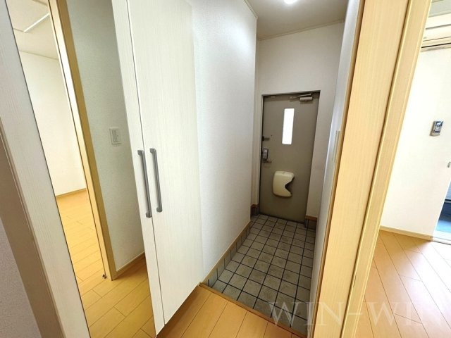 ブライトの玄関