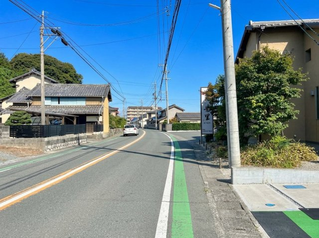 中央区入野町の前面道路含む現地写真|物件前の雄踏街道の道路になります。