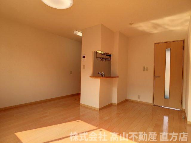 ハーティストK A棟の居間・リビング