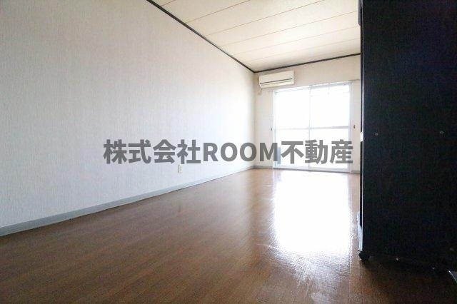 サンライズ若葉の洋室|明るい洋室です