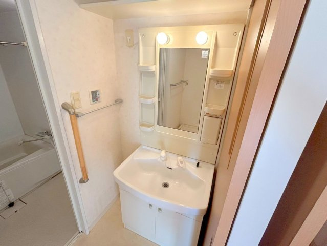 シャトレ秋桜の洗面所