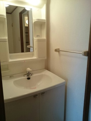 ウィスティリアＢの洗面所