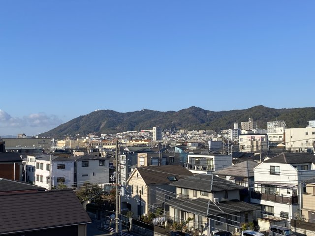 クレドール須磨2の展望|西側には須磨浦　旗振山が見えます