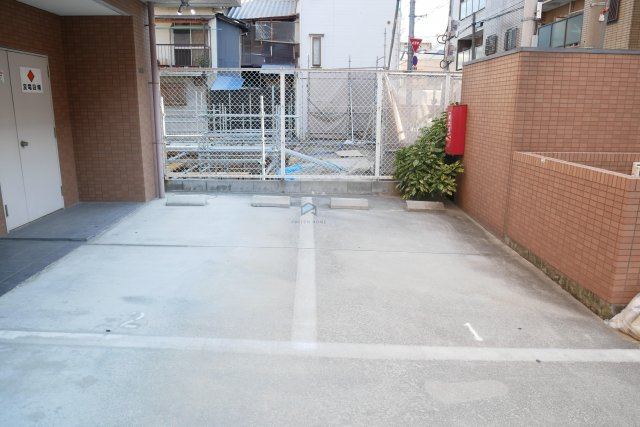 【駐車場】 | M’プラザ今里 | 駐車場です