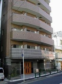 パークウェル曙橋駅前のエントランス|パークウェル曙橋駅前