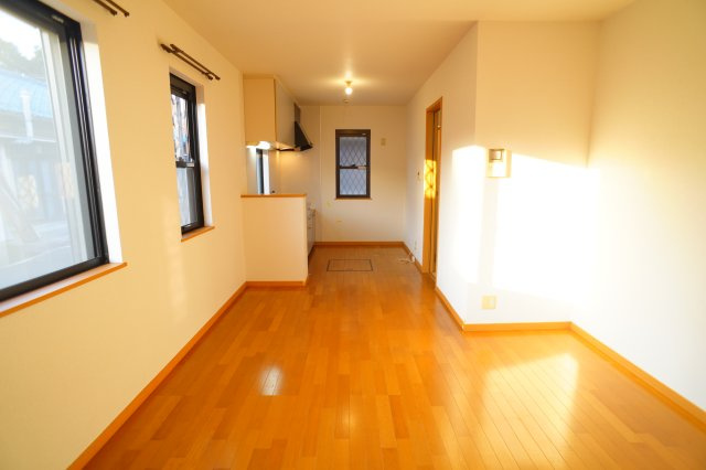 ポポラーレの居間・リビング