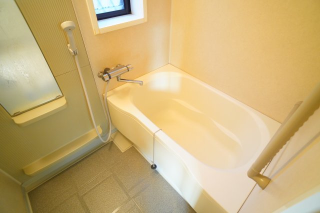 ポポラーレの浴室