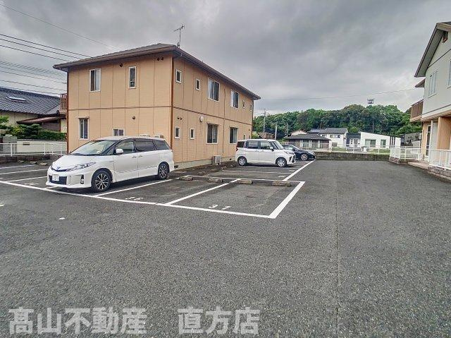 コムハウス　参番館の駐車場