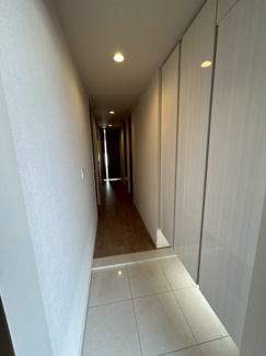 【玄関】 | コンツェルトスクエアガーデン | 明るい玄関