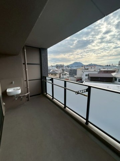 【バルコニー】 | コンツェルトスクエアガーデン | バルコニー面積：12.20㎡　スロップシンク付