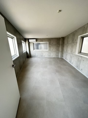 琵琶町1棟オフィスビルのロビー