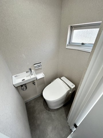 琵琶町1棟オフィスビルのトイレ