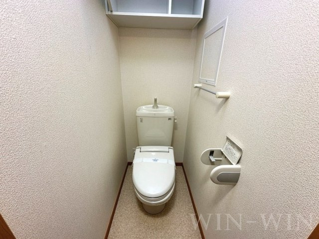 サニー フォレストのトイレ|イメージ（同建物内別部屋の写真です）