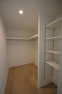 【収納】 | 【仲介手数料無料！！】稲城市坂浜　新築戸建て（全11棟）7号棟　5180万円 | 主寝室のWIC