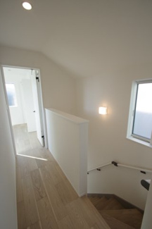 【その他】 | 【仲介手数料無料！！】稲城市坂浜　新築戸建て（全11棟）7号棟　5180万円 | 2階廊下