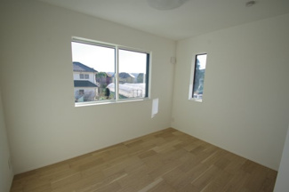 【洋室】 | 【仲介手数料無料！！】稲城市坂浜　新築戸建て（全11棟）7号棟　5180万円 | 洋室5.1帖