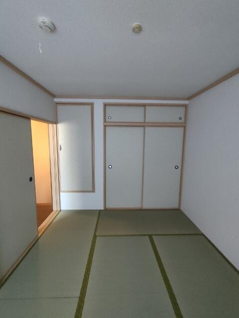 エヴァーグリーンAの内装
