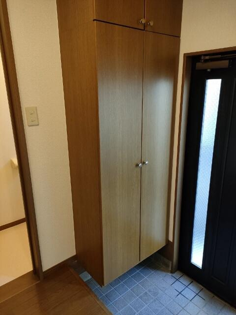 エヴァーグリーンAの収納