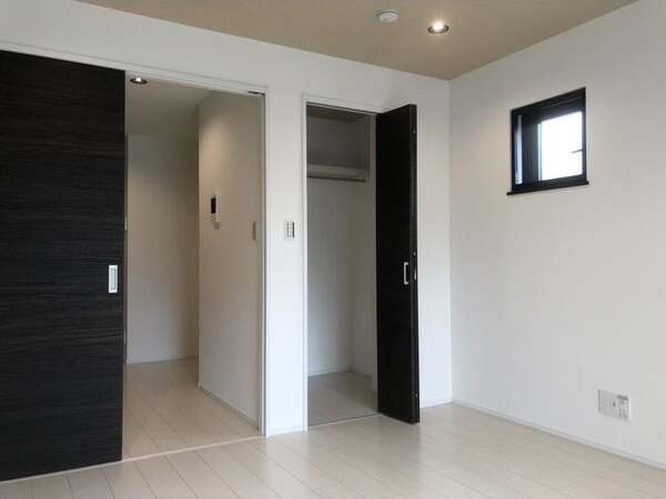 La　Veriteノムラ大喜新町の洋室