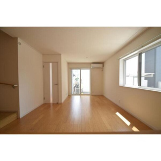 【居間・リビング】 | フォレストメゾン宇佐南　B棟