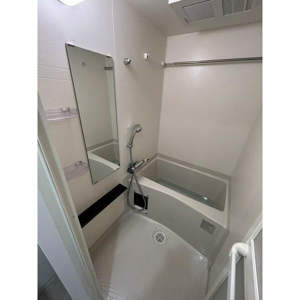 メイクス熱田神宮の浴室