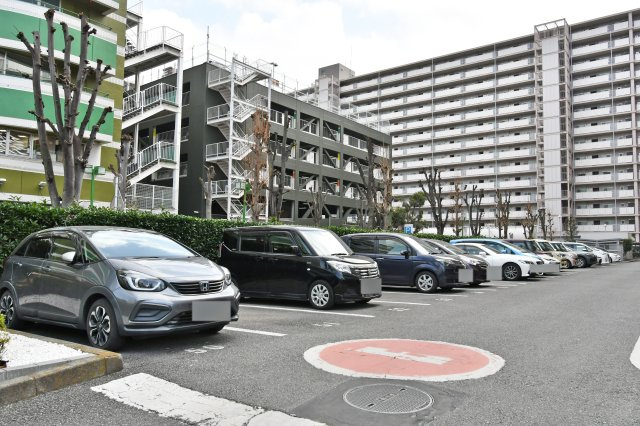 ソフィア上尾A棟の駐車場