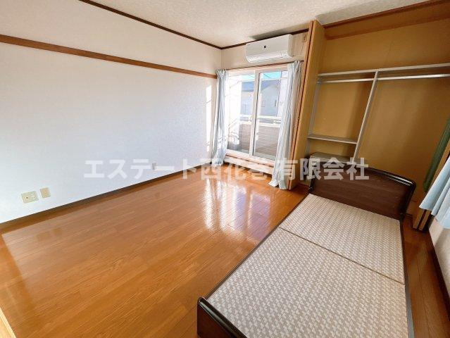 バウハウス若葉の居間・リビング