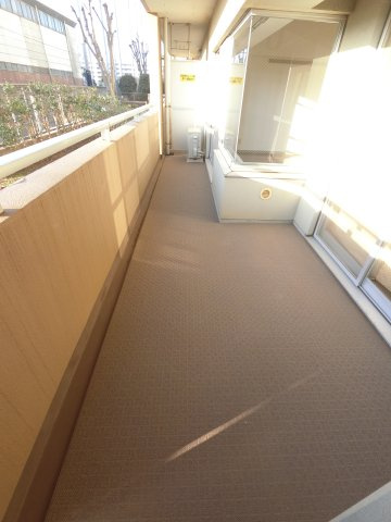 テレパレス西千葉のバルコニー