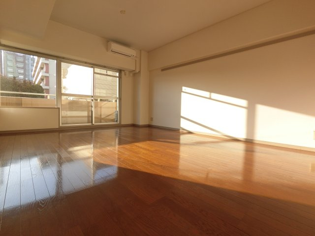 テレパレス西千葉の居間・リビング